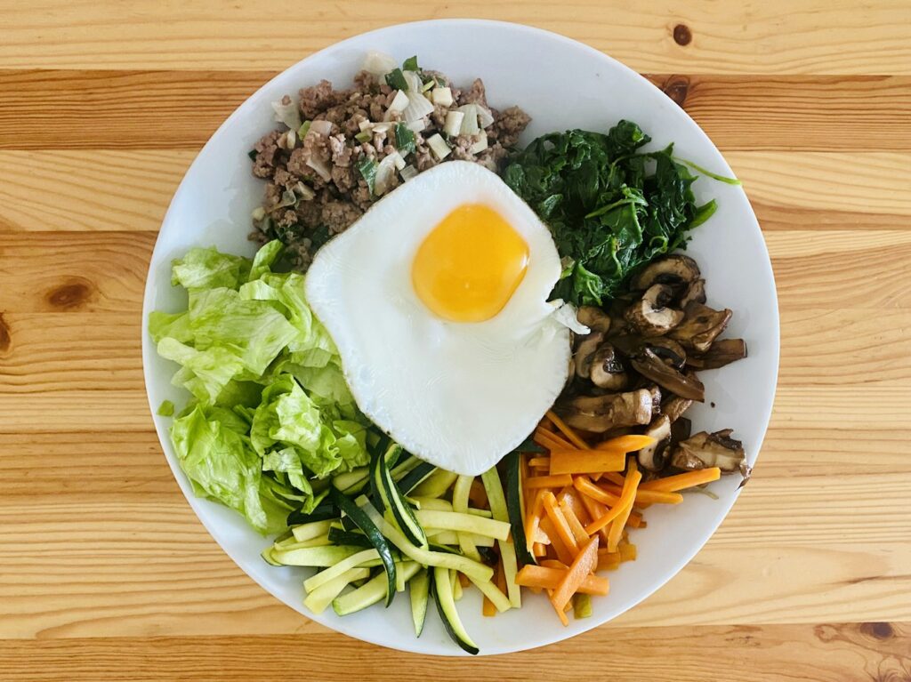 韓式拌飯 · 5 色蔬菜配辣醬