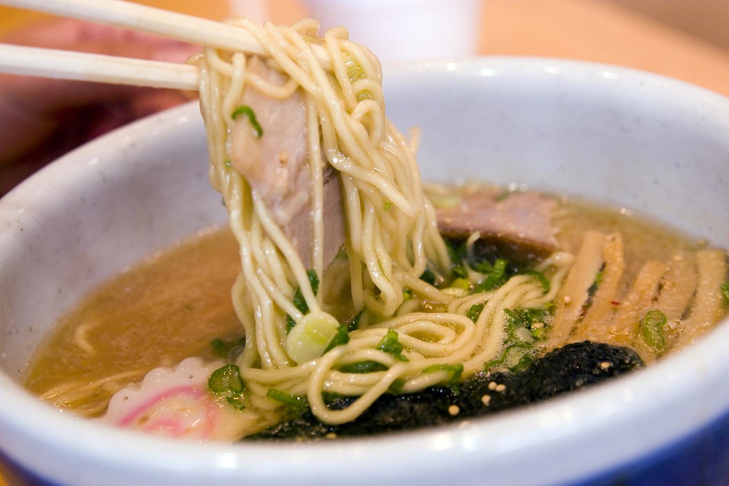 醬油拉麵